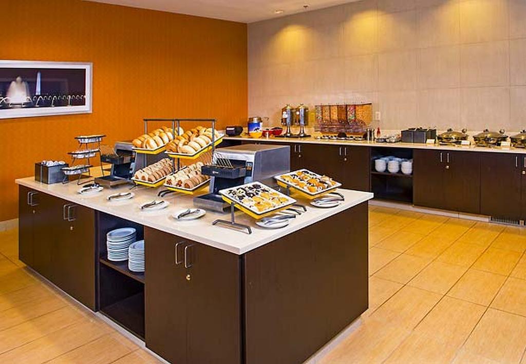 Residence Inn Arlington Pentagon City 레스토랑 사진